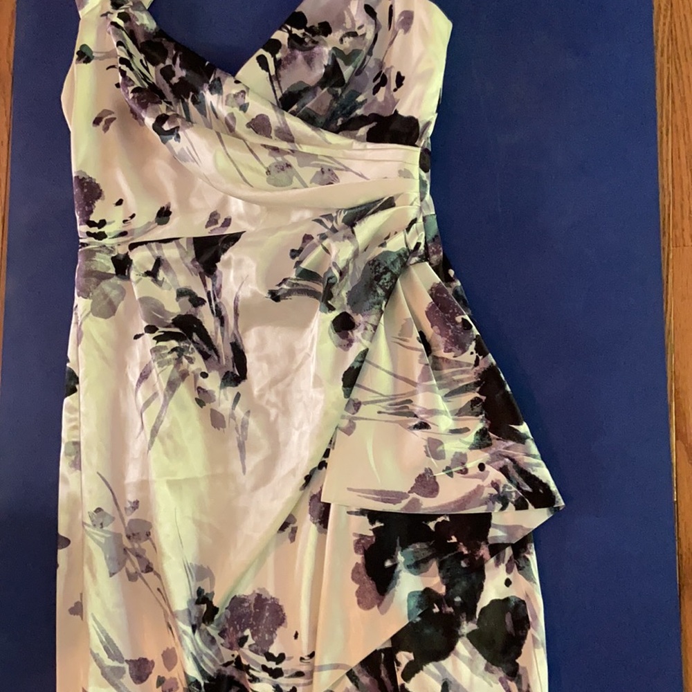 Cocktail/Event Dress - Picture 2 of 8